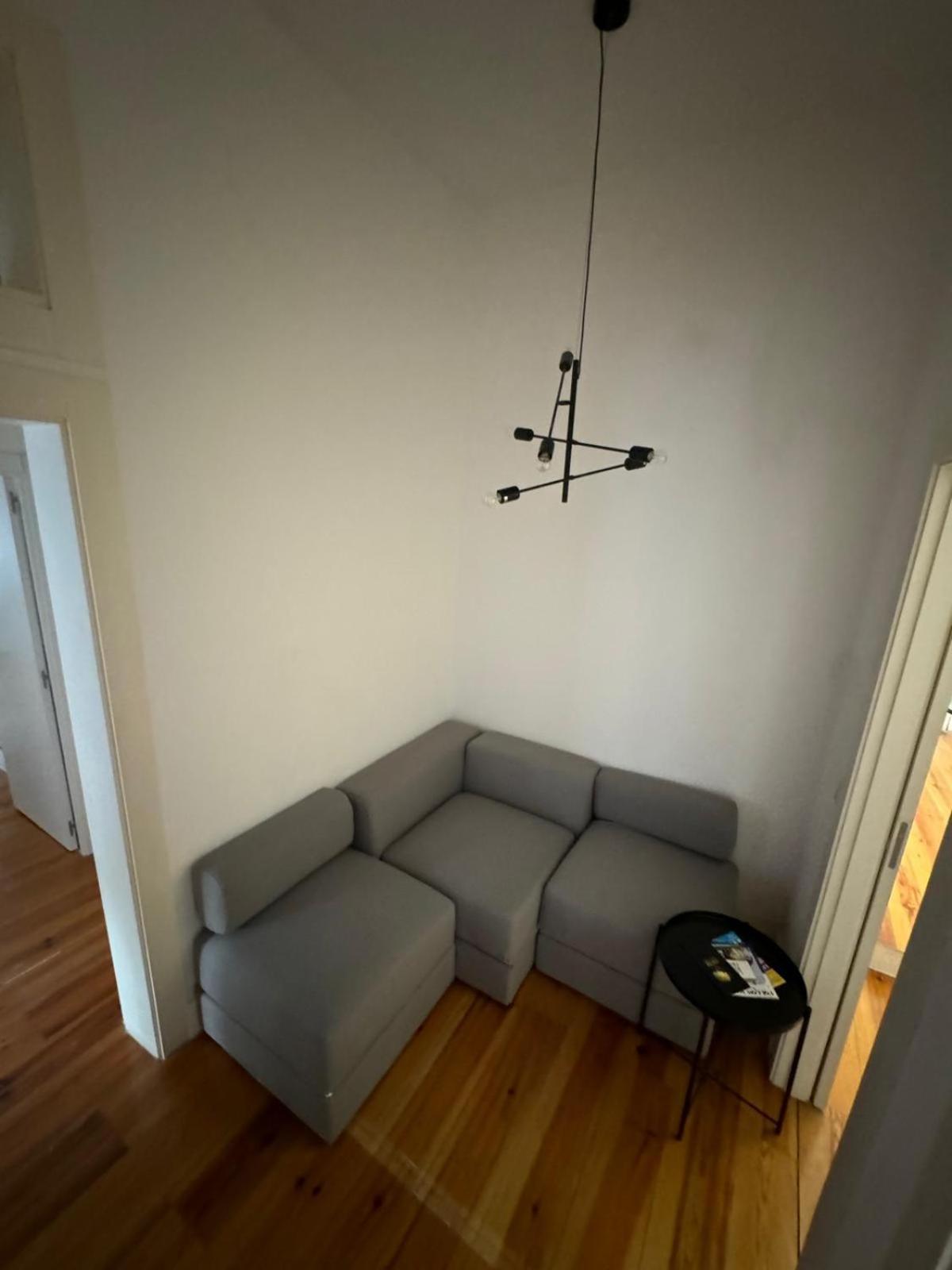 Bed and Breakfast Pensao Neves Lisboa Exterior foto